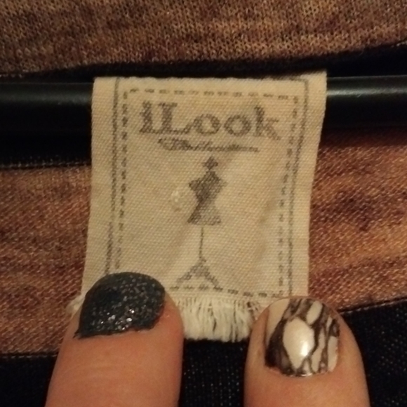 Women's blouse - Picture 3 of 3